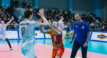 «Урал» обыграл «Кузбасс» и стал последним участником плей-офф